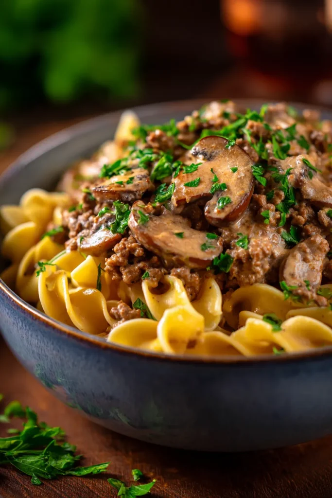 30-Minute Creamy Ground Beef Stroganoff (Easy Recipe!)